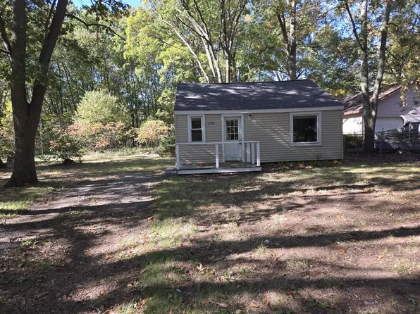 3133 Worden St, Muskegon, MI 49444