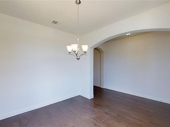 2nd image of 4113 Portola Dr