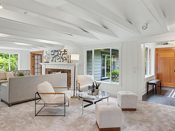 5th image of 10555 SE 28th Street