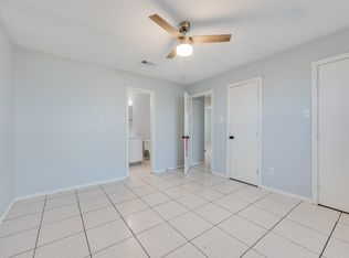 1806 San Rafael St #1806, Fort Worth, TX 76134