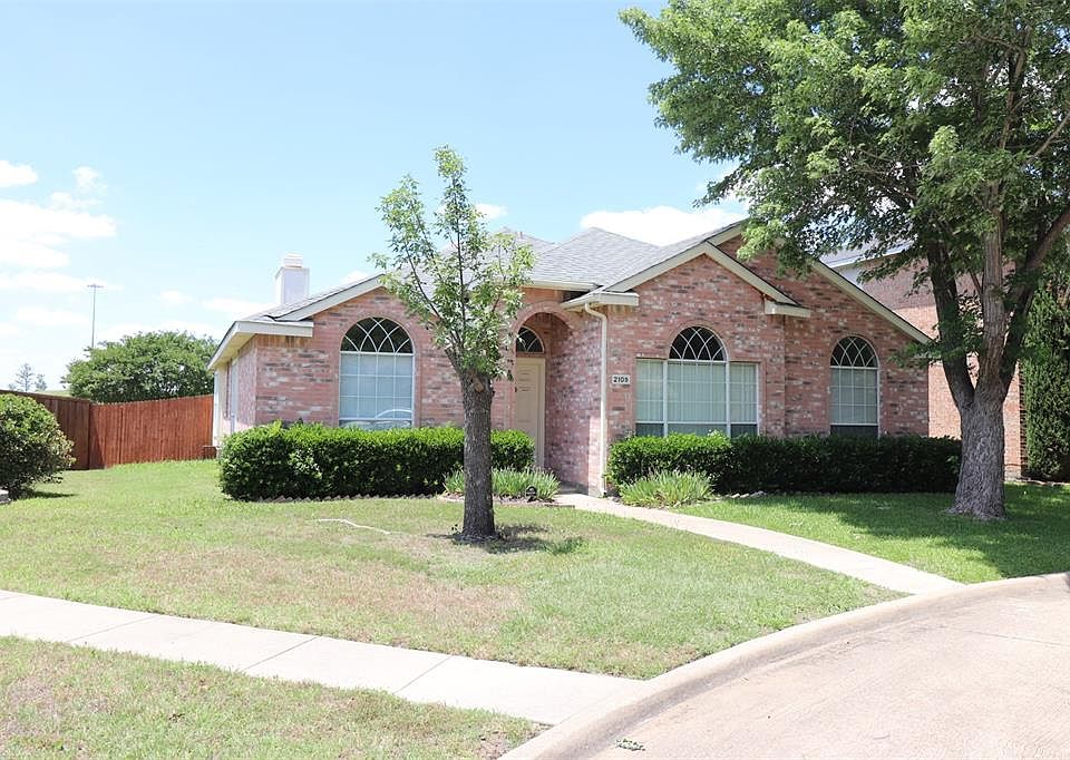 1st image of 2109 Fox Glove Ct
