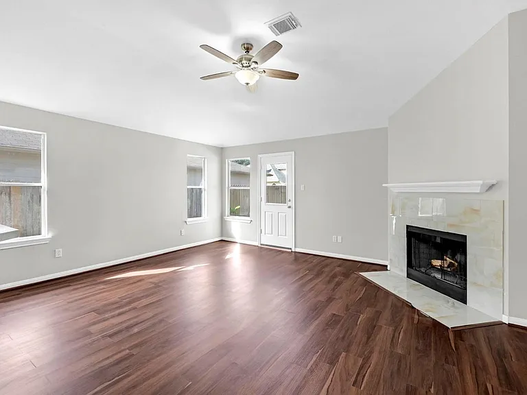 4018 Floral Way Ct — Photo 7