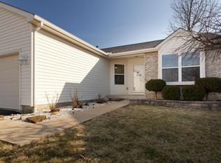 534 Dover Pond Dr, Blacklick, OH