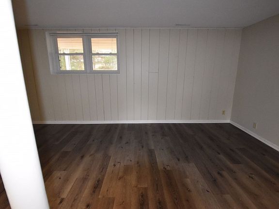 5th image of 1015 Tanglewood Dr