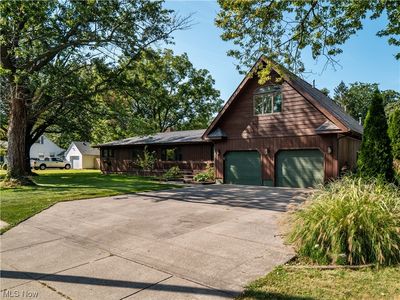 840 Lakewood Beach Dr, Sheffield Lake, OH, 44054