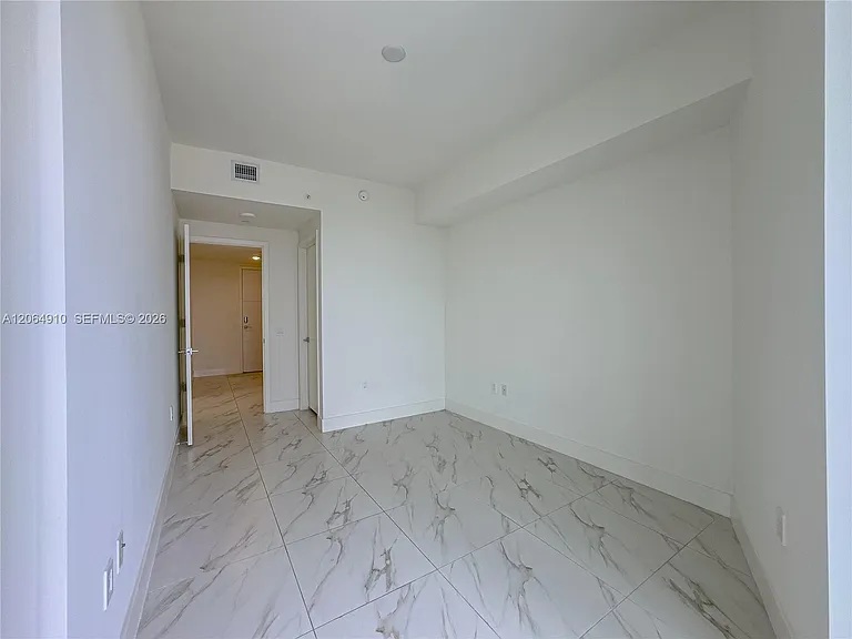 2000 Metropica Way #2009 — Photo 22