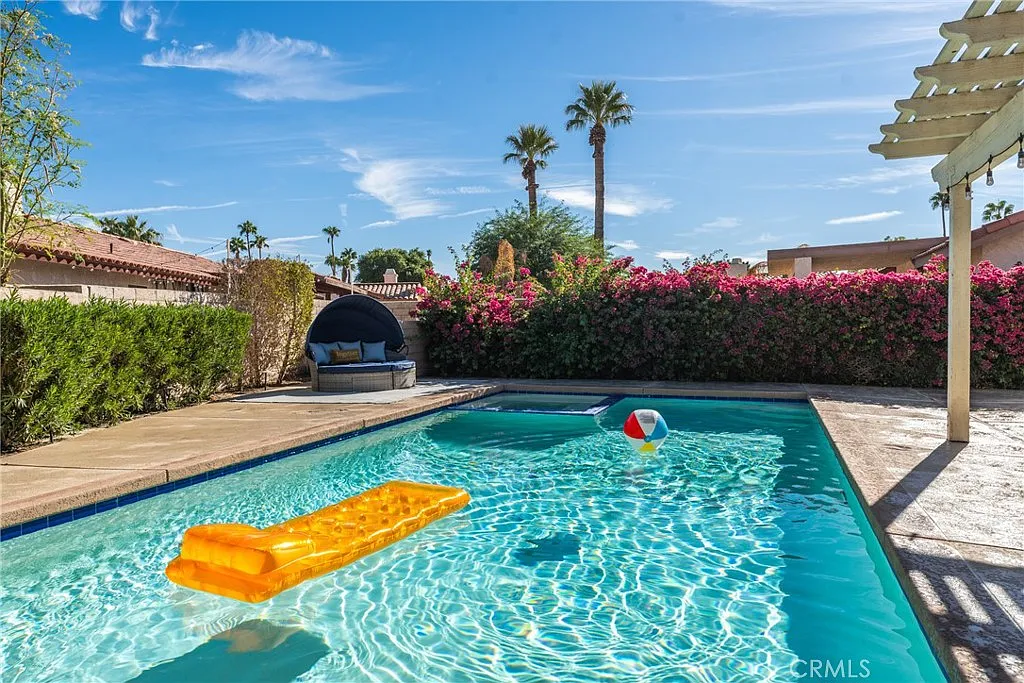 3 bed, 1863 sqft, $4,000 — Photo 4