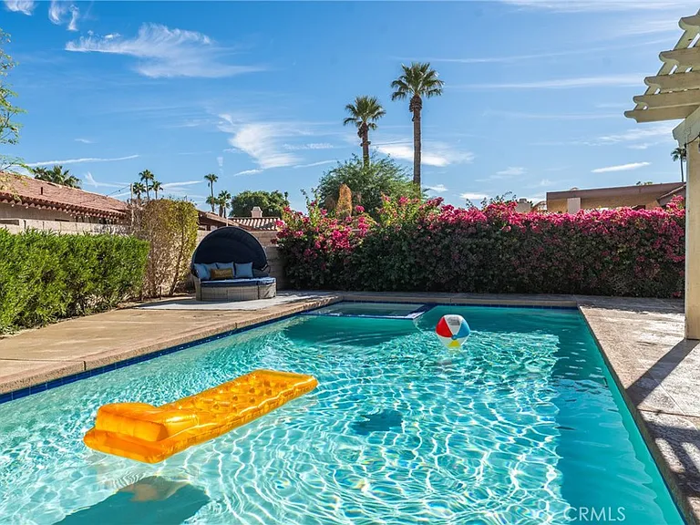 48330 Mamie Way — Photo 4
