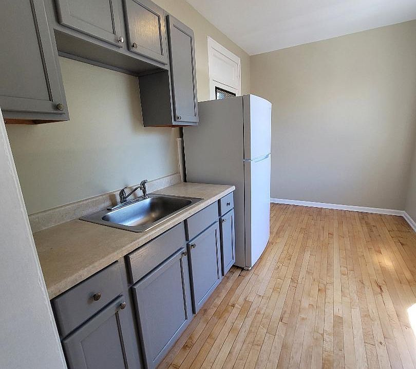 1st image of 2051 W Jarvis Ave #13