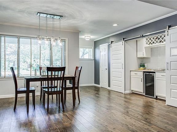 5th image of 3106 Silverton Dr
