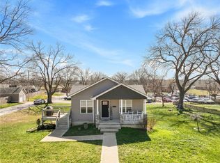 411 E McPherson St, Knob Noster, MO 65336