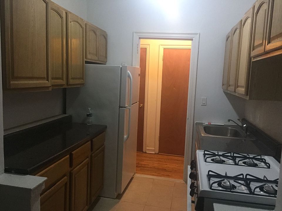 1st image of 14030 Ash Ave #2FL