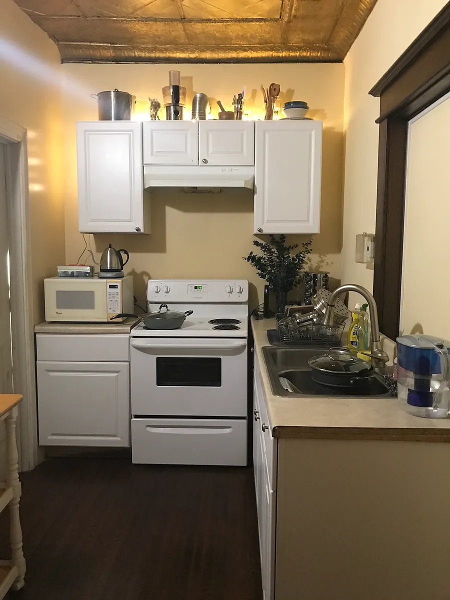 Building Photo - 310 Roup Ave #1A