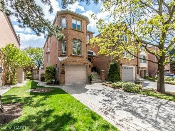 2099 Blacksmith Ln, Oakville, ON L6M 3A3