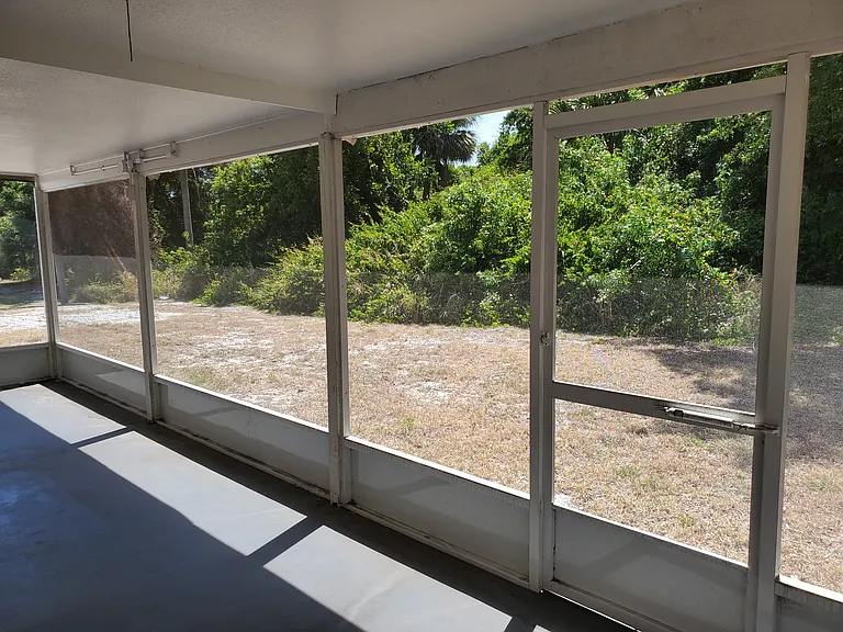 1257 NE Sago Dr — Photo 25