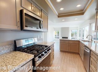 20862 Beachwood Ln, Huntington Beach, CA 92646