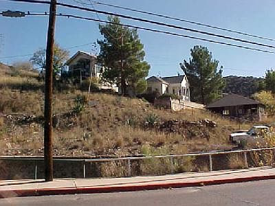 2nd image of 819 Tombstone Cyn #A & B
