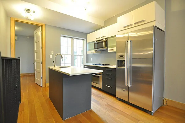 Rented by EXR Somerset LLC | media 1