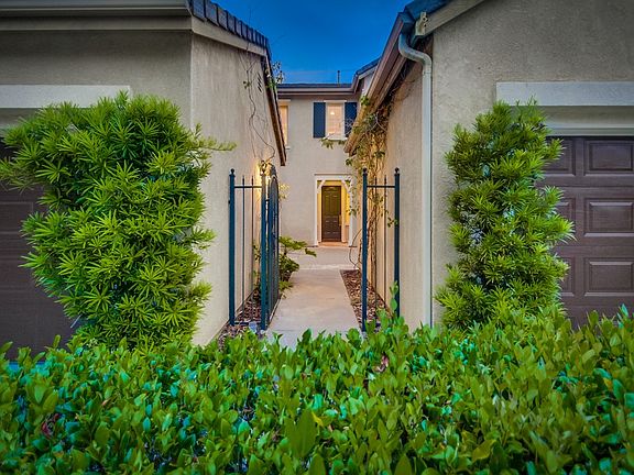4th image of 1698 Sagewood Way