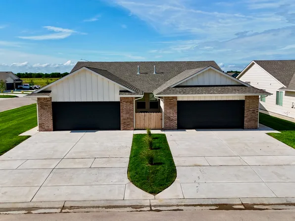 5466-68 N Sandkey Ct, Wichita, KS 67204