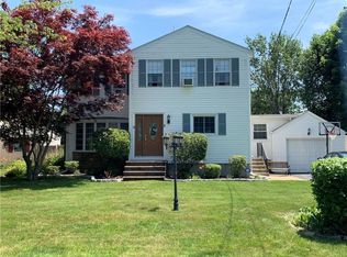 5 Truman St, Johnston, RI 02919