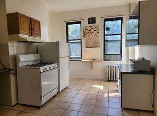 1220 Saint Marks Ave APT 2B, Brooklyn, NY 11213