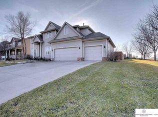 6238 N 155th St, Omaha, NE 68116