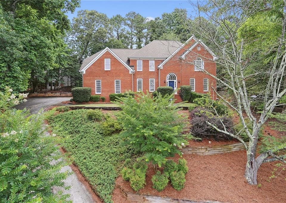 1st image of 925 Herterton Way
