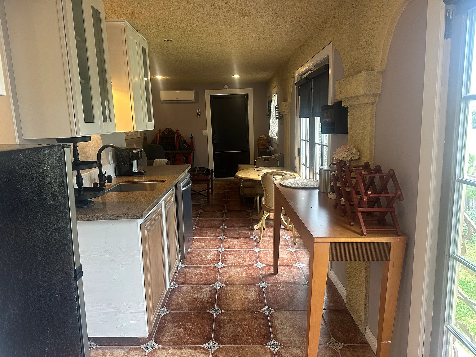 1 bed, 750 sqft, $1,850 — Photo 4