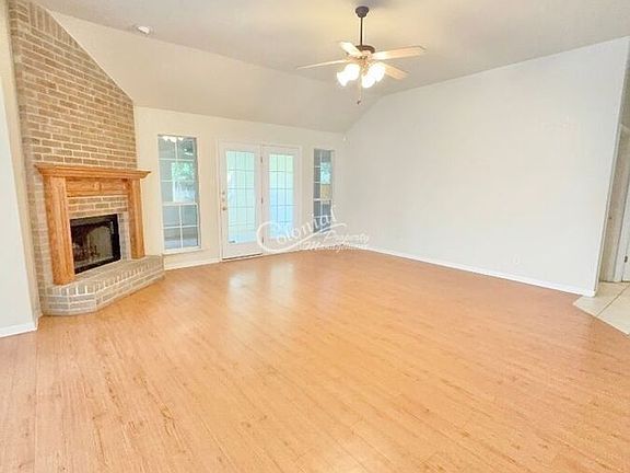 4th image of 2032 Stonehenge Dr