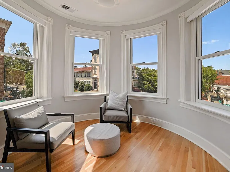 3348 Prospect St NW #5 — Photo 4
