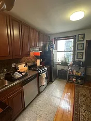 Rented by Apple Exclusive Realty Inc