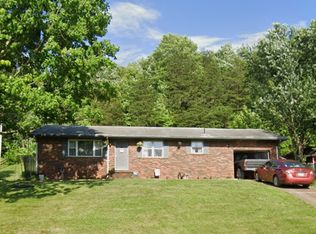 104 Winters Dr, Marietta, OH 45750