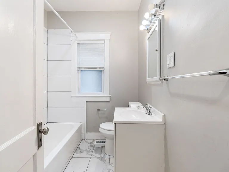 1309 Lydia St — Photo 19