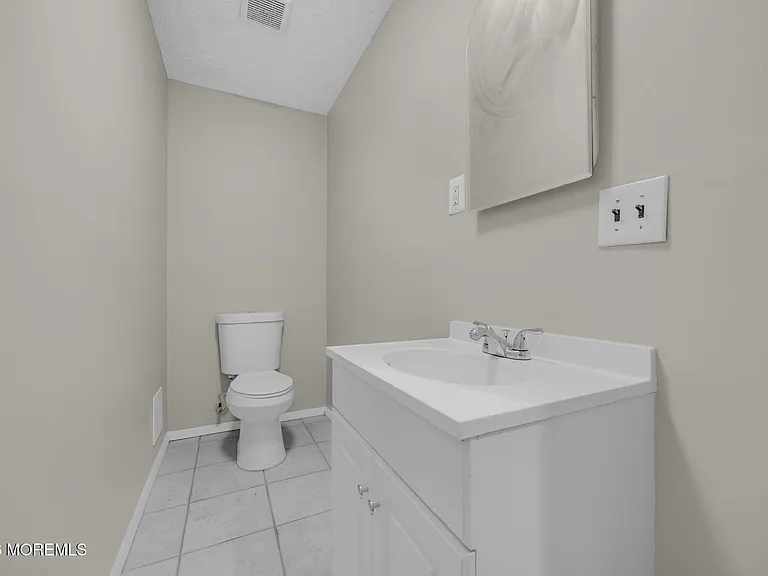 10-5 Boise Ct — Photo 20