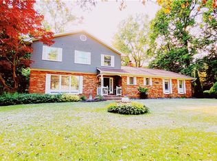 2444 Forest Glen Rd, Madison, OH 44057