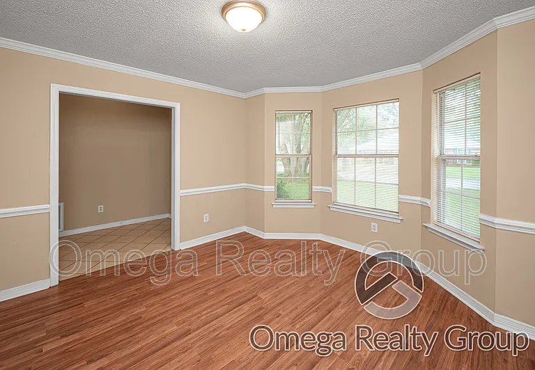 1380 Lexington Way — Photo 10
