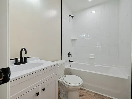 1405 Holt St — Photo 24