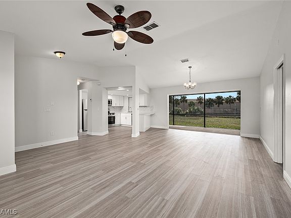 3rd image of 1510 SE 23rd Ter