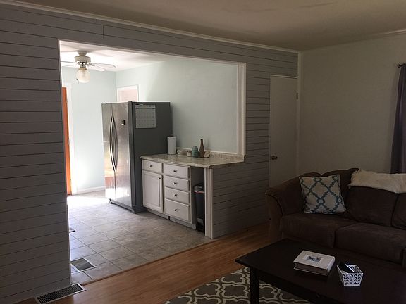 5th image of 9130 S Westnedge Ave