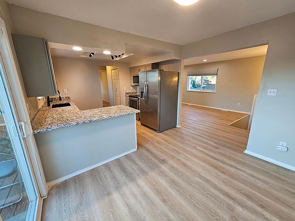 5th image of 7208 Killington St