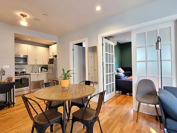 4th image of 2455 Frederick Douglass Blvd #4A