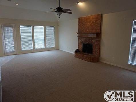 5th image of 1533 Waterford Dr