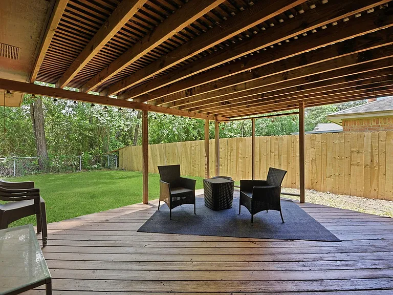 3008 Hunnington Dr — Photo 18