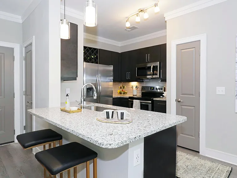 9123 Crescent Clover Dr — Photo 10