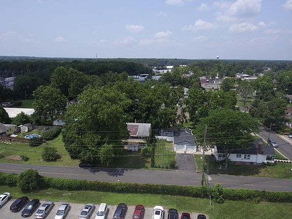 3rd image of 1 Marl Rd