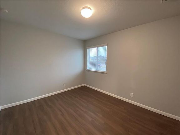 3rd image of 103 Adriana Ln