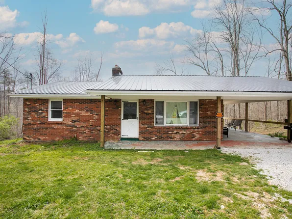 15 Mary Ellen Ct, Frenchburg, KY 40322