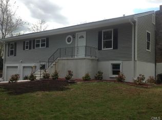 23 Twitchgrass Rd, Trumbull, CT 06611