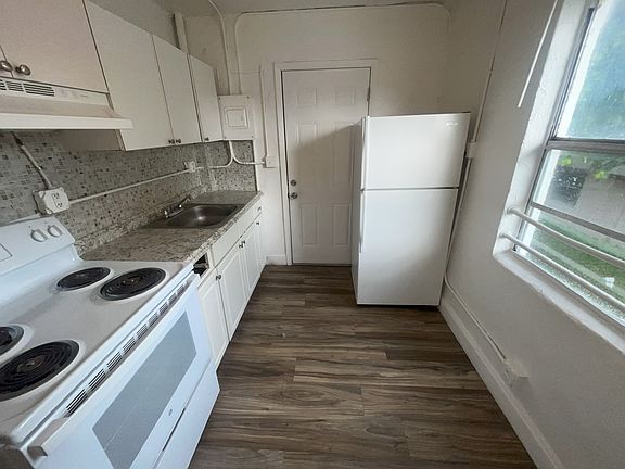 2nd image of 840 NW 5th Ave #11269717